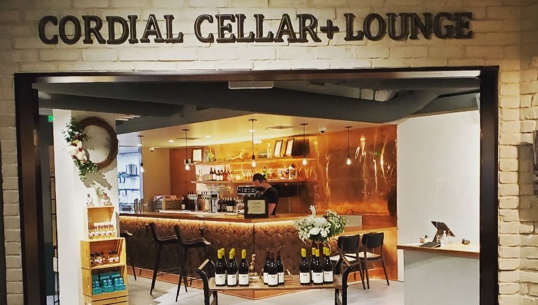 A Salon Of Fine Wine And Sophisticated Magic 2