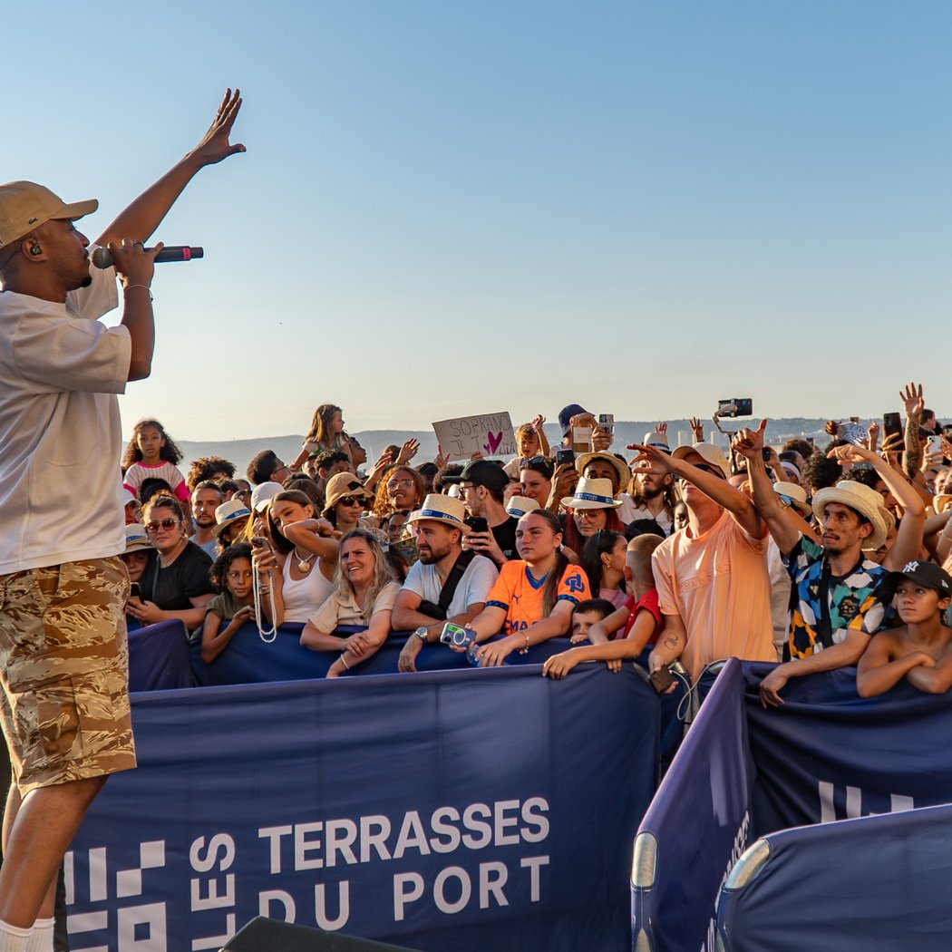 Sunset Live 1