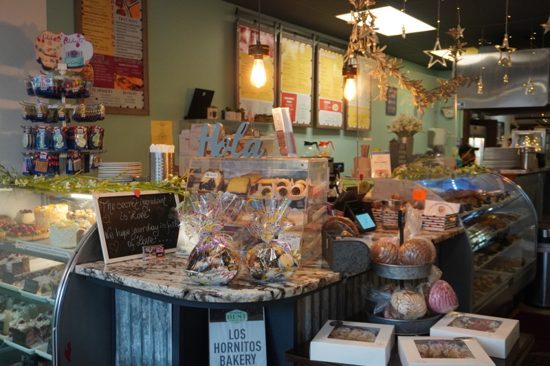 Los Hornitos Bakery 2