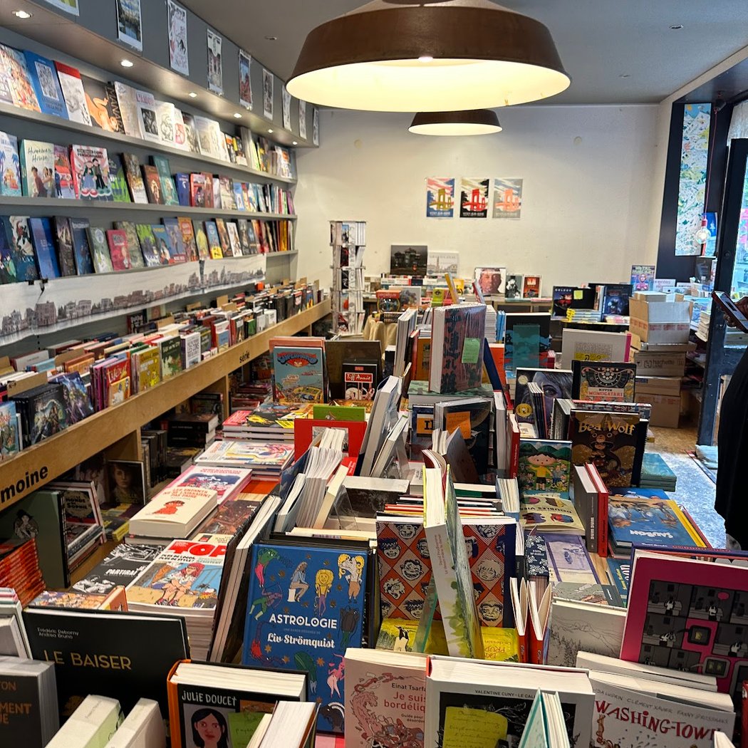Rencontres-dédicaces et expositions à Tome 47 1