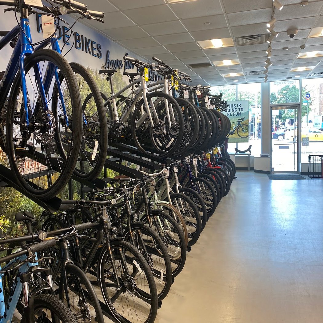 Trek Bicycle Stuyvesant Town 3