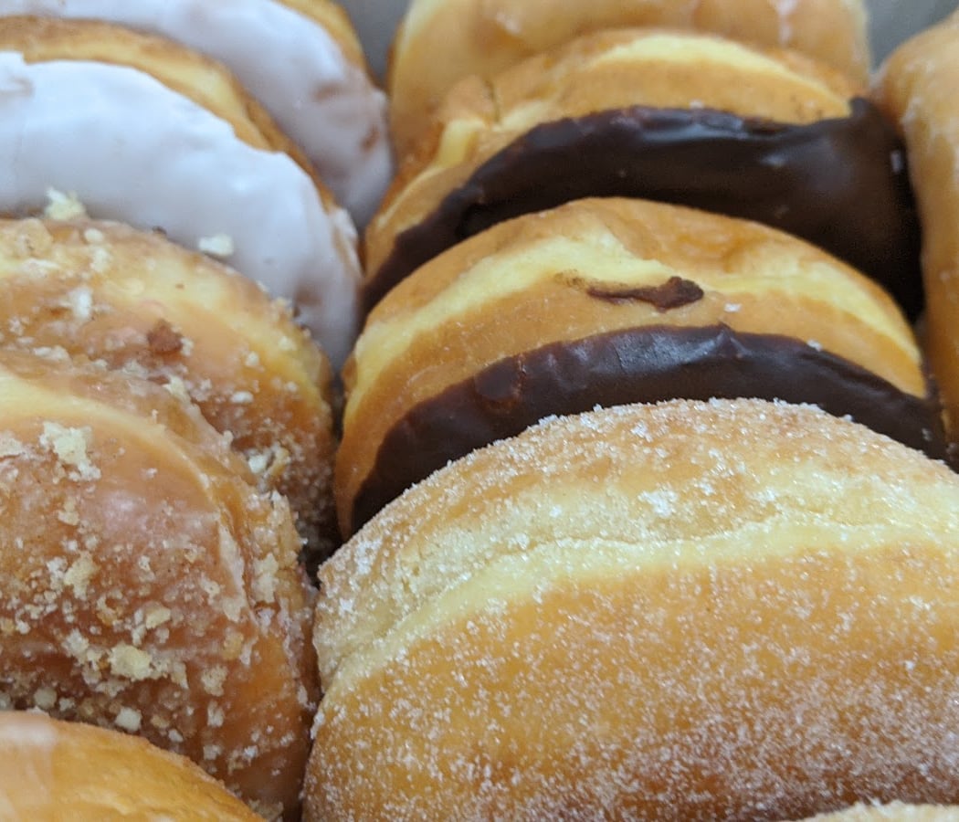 Happy Donuts 1