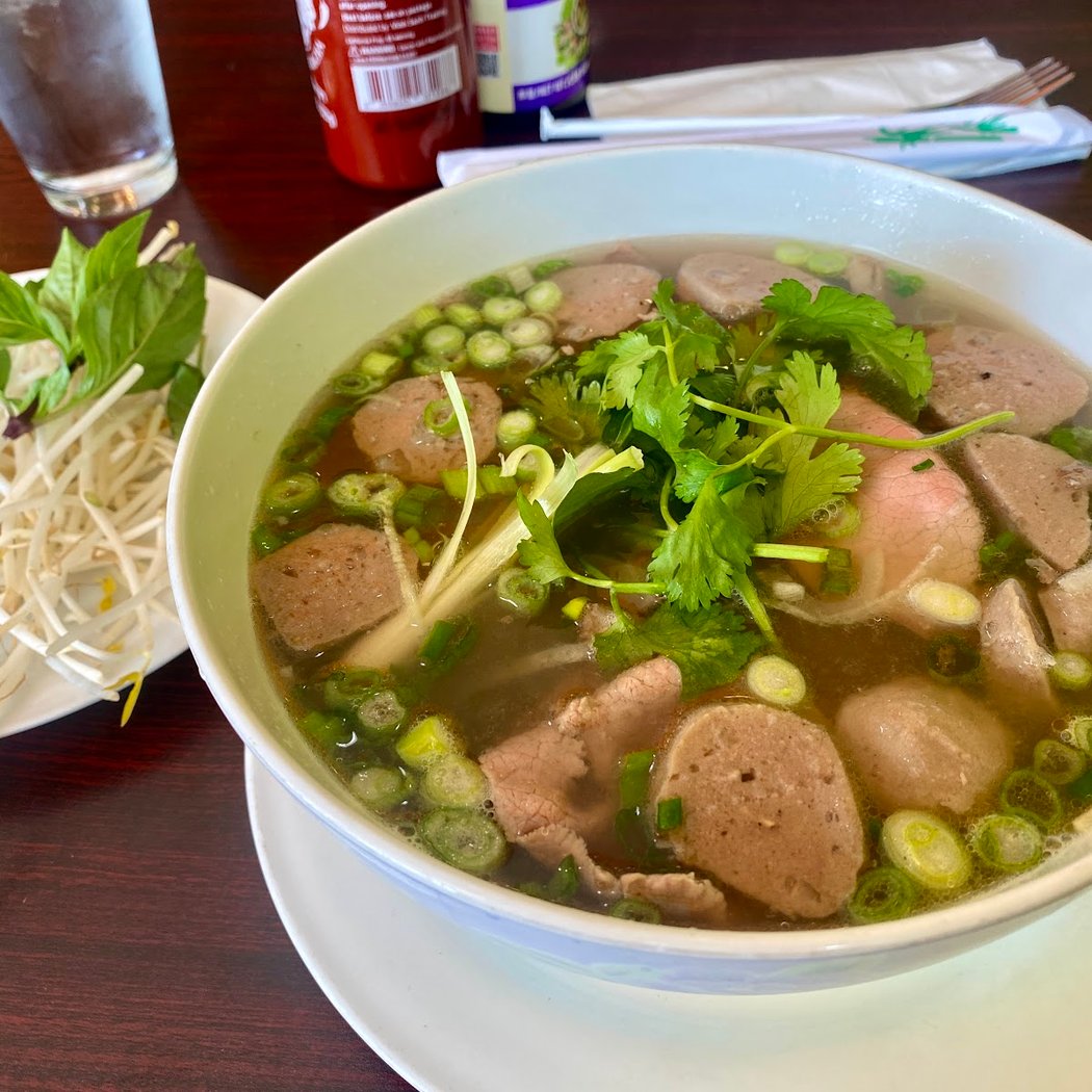 Dalat Restaurant 3