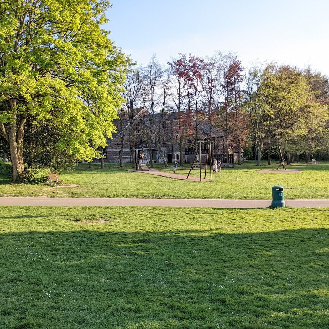 Parc de loisirs de Mont-Saint-Aignan / Centre de loisirs Rosa-Parks 2