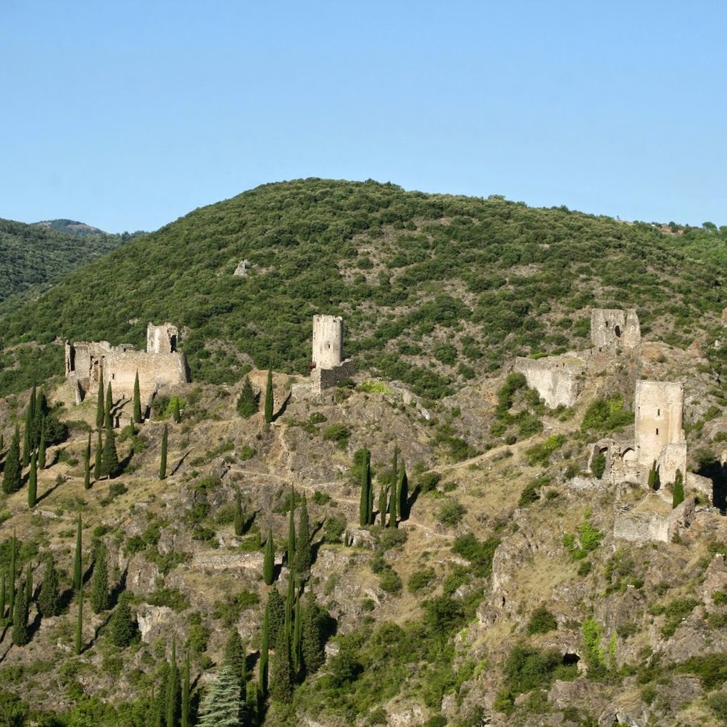 Les Quatre Châteaux de Lastours 2