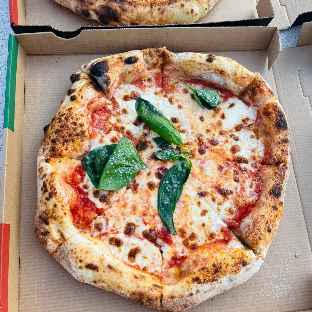La Mama 1