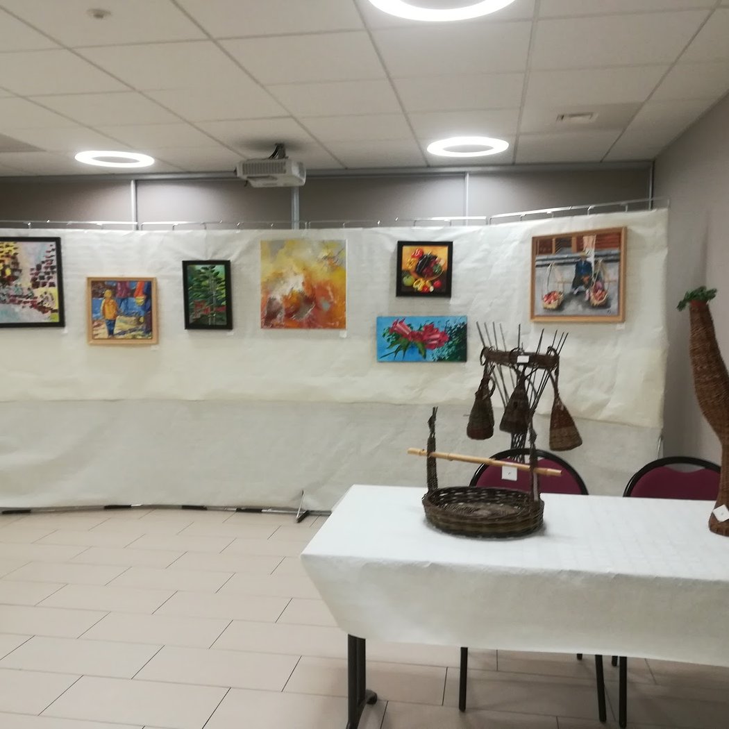 Médiathèque Bouquins Passion / Centre-Socio Culturel "Les Moulins" 2