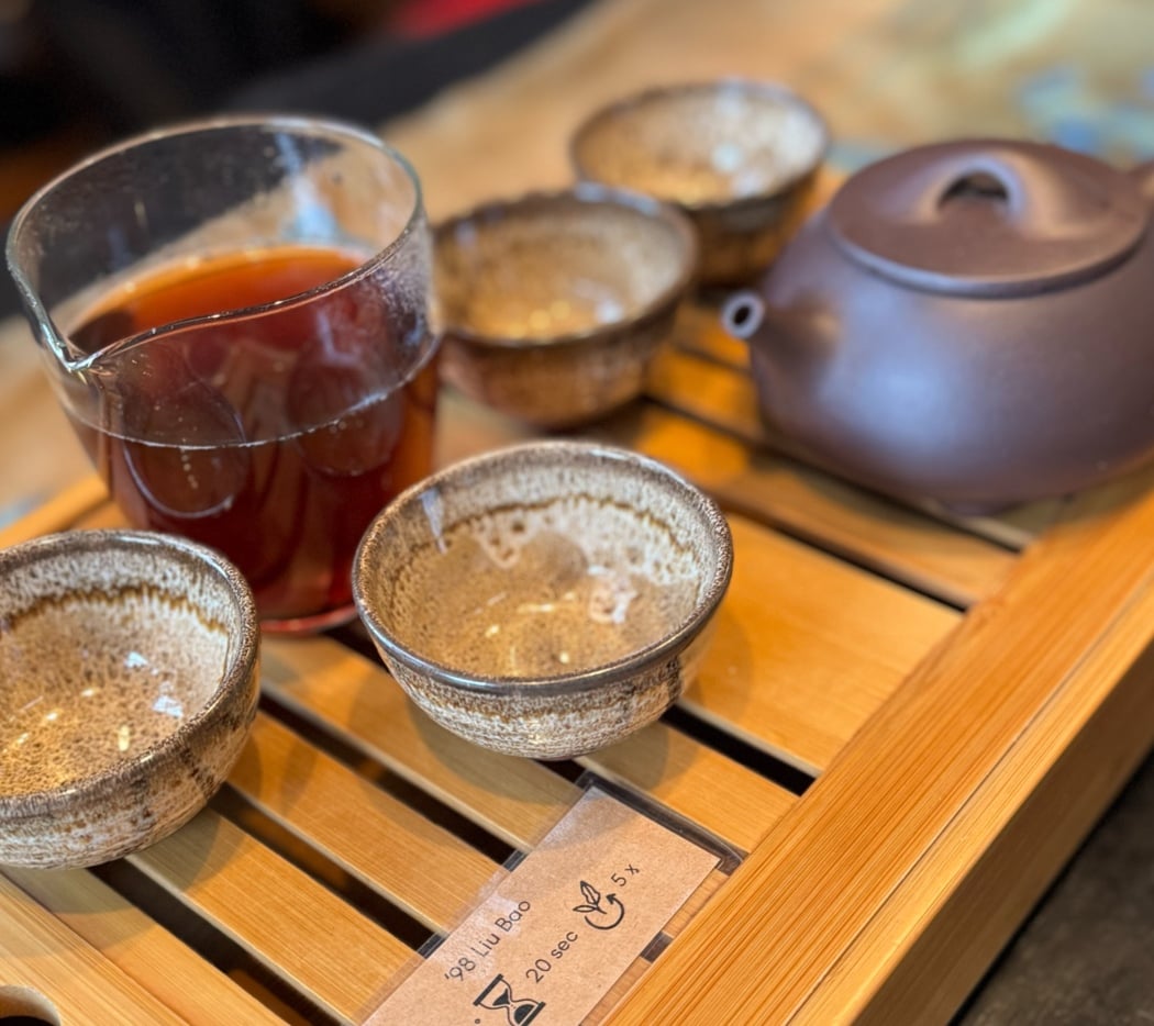 Blue Willow Teaspot 1