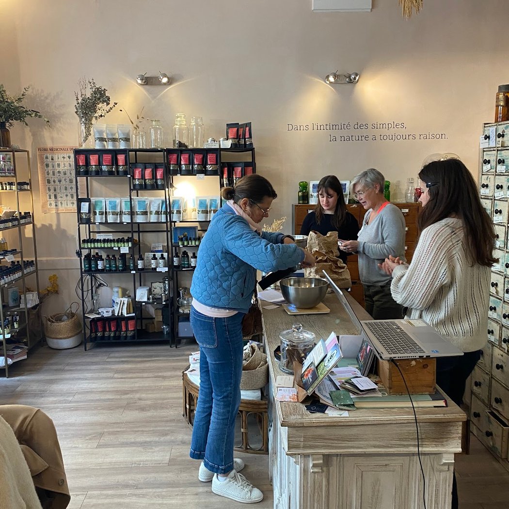 Partisanes - Epicerie - Herboristerie - Bar à tisanes 3