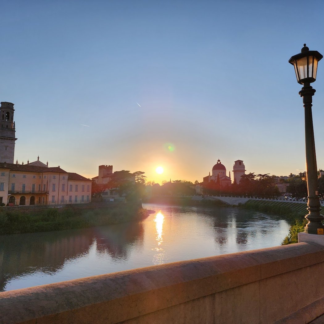 Ponte Pietra 3