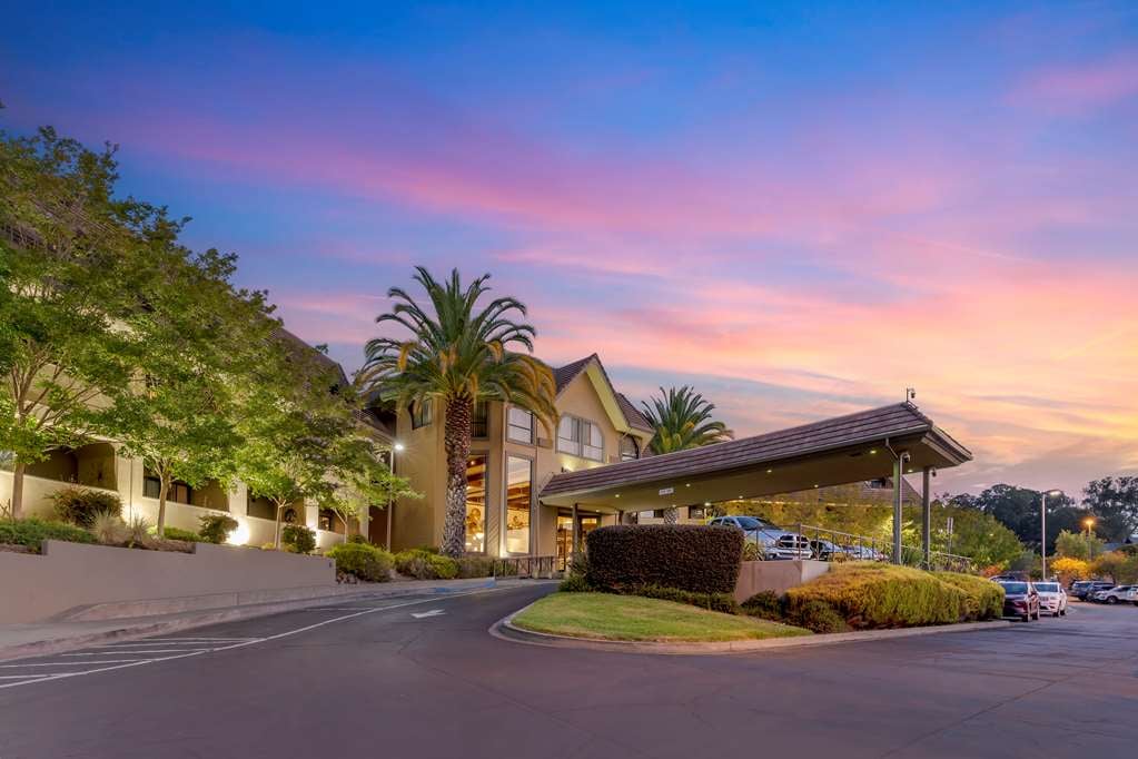 Best Western Plus Novato Oaks Inn 1
