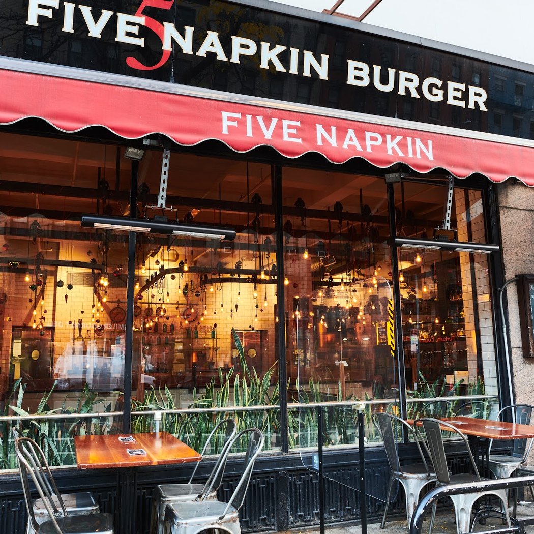 5 Napkin Burger 4