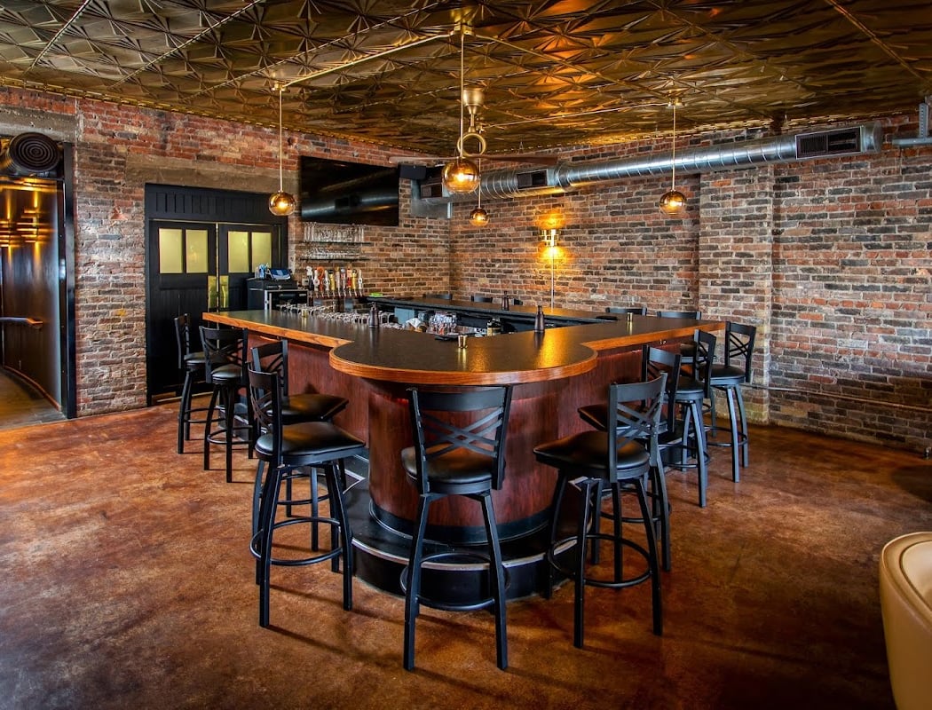 Amphora Wine Bar 2