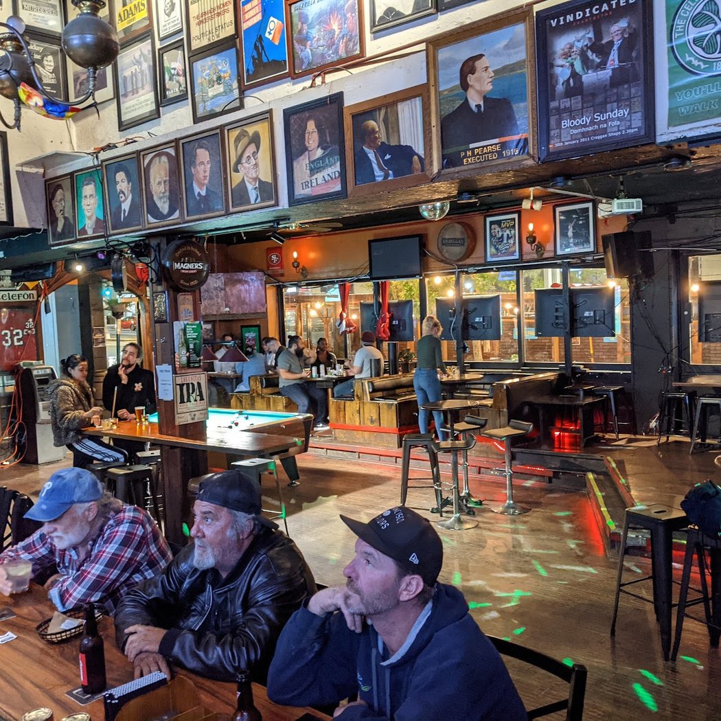 Ireland's 32 4
