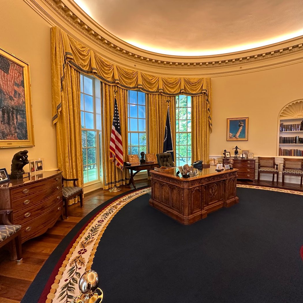 William J. Clinton Library and Museum 1