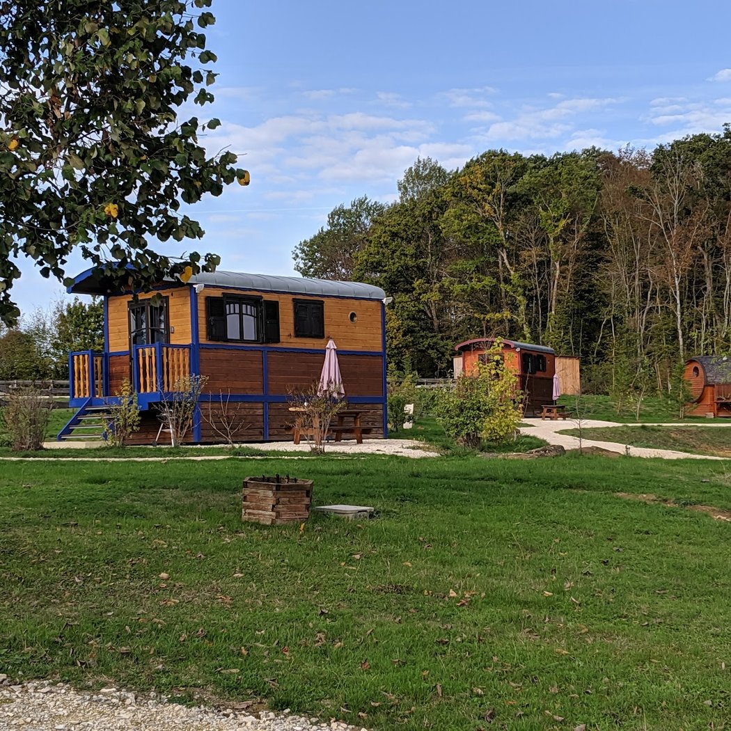 FERME EQUESTRE LES GRILLES 2