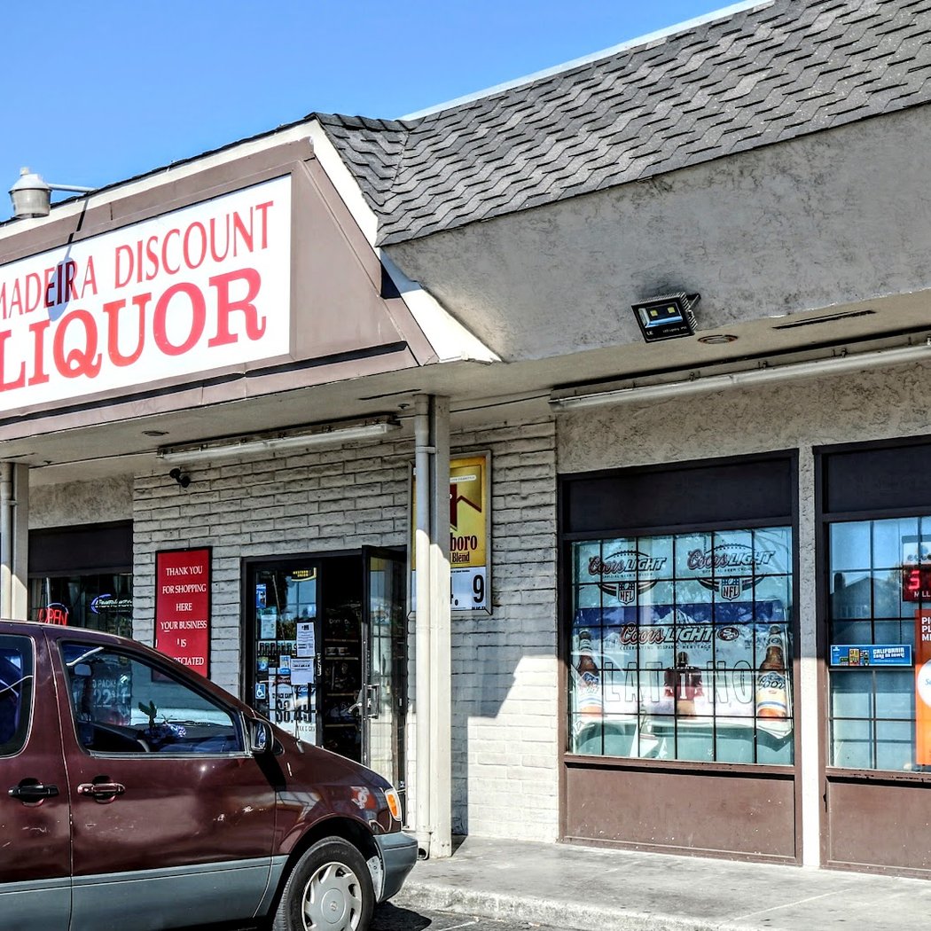 Madeira Discount Liquors 3