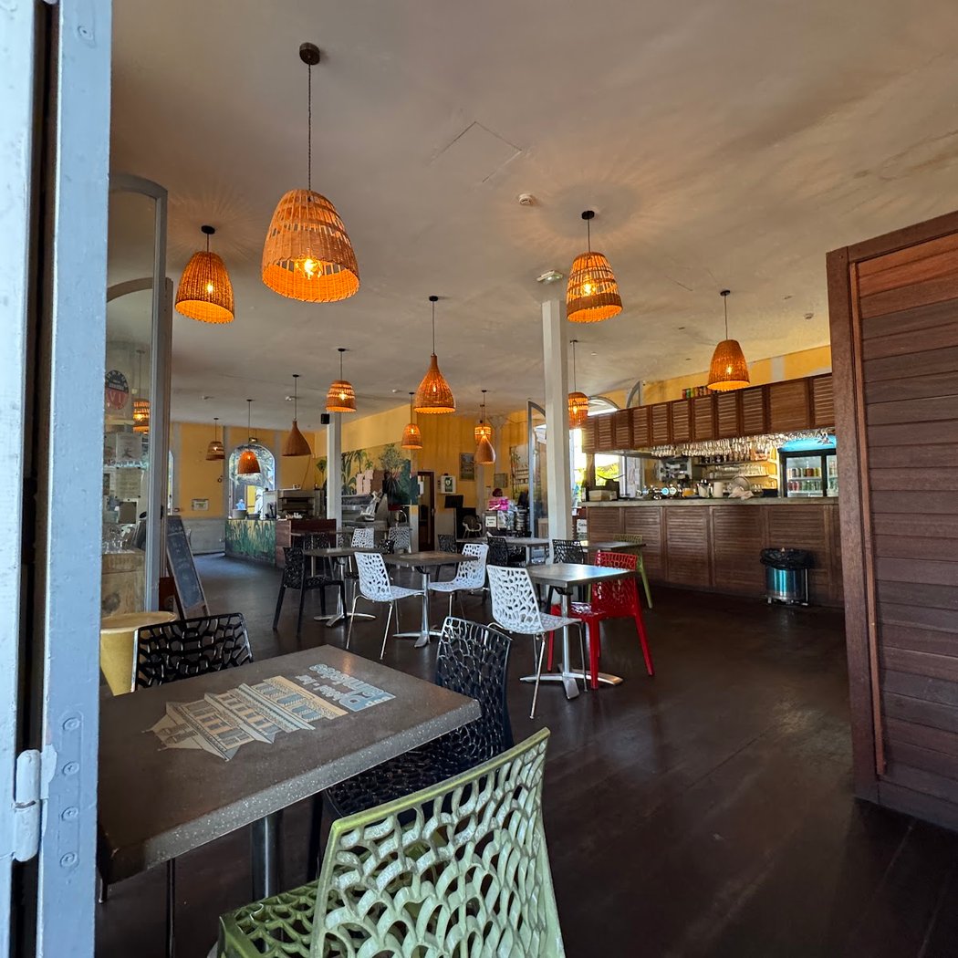 Bar des Palmistes 2