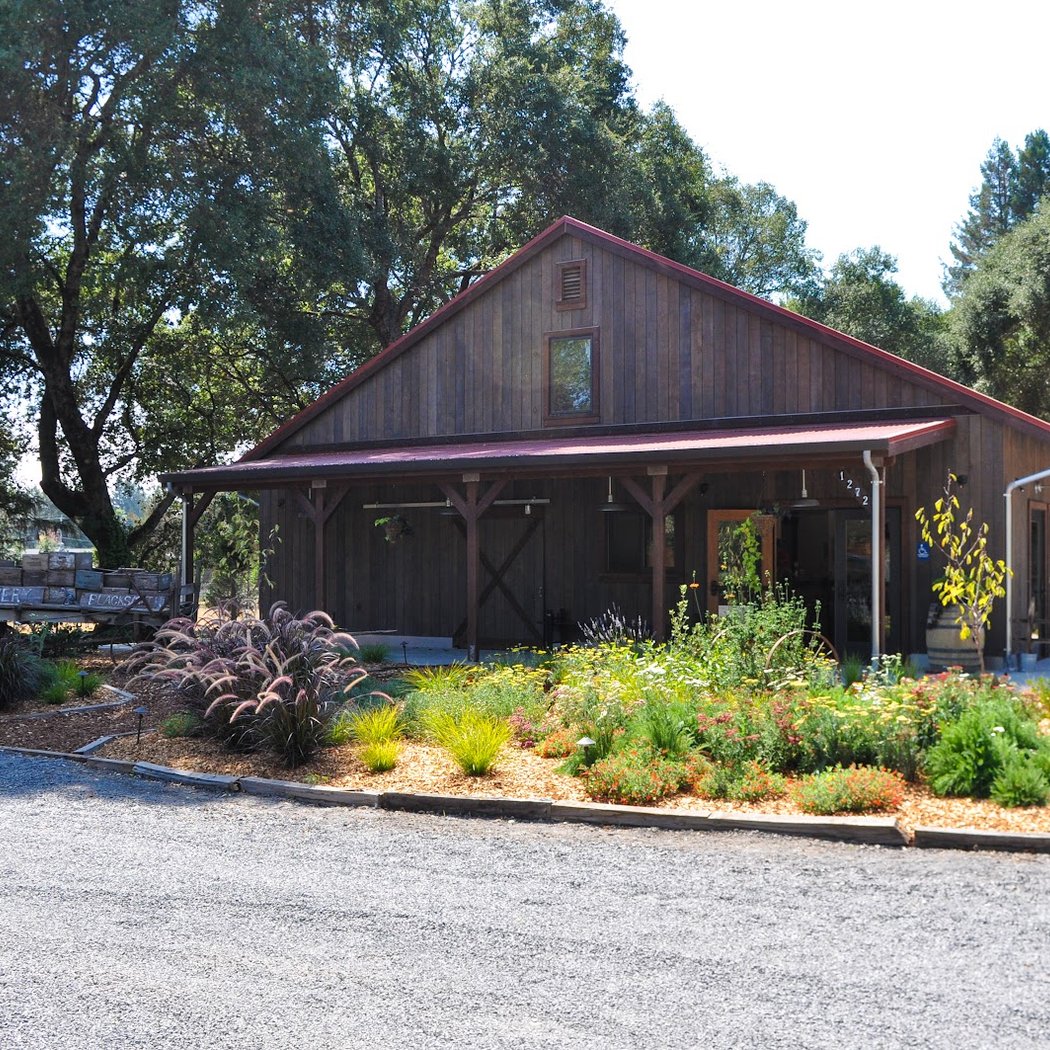 Horse & Plow Tasting Room 4