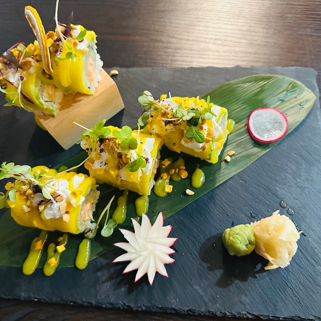 The blue blossom/Sushi/Chinese 1