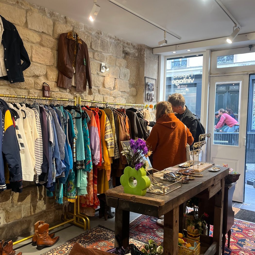 109 The Vintage & Concept Store 3