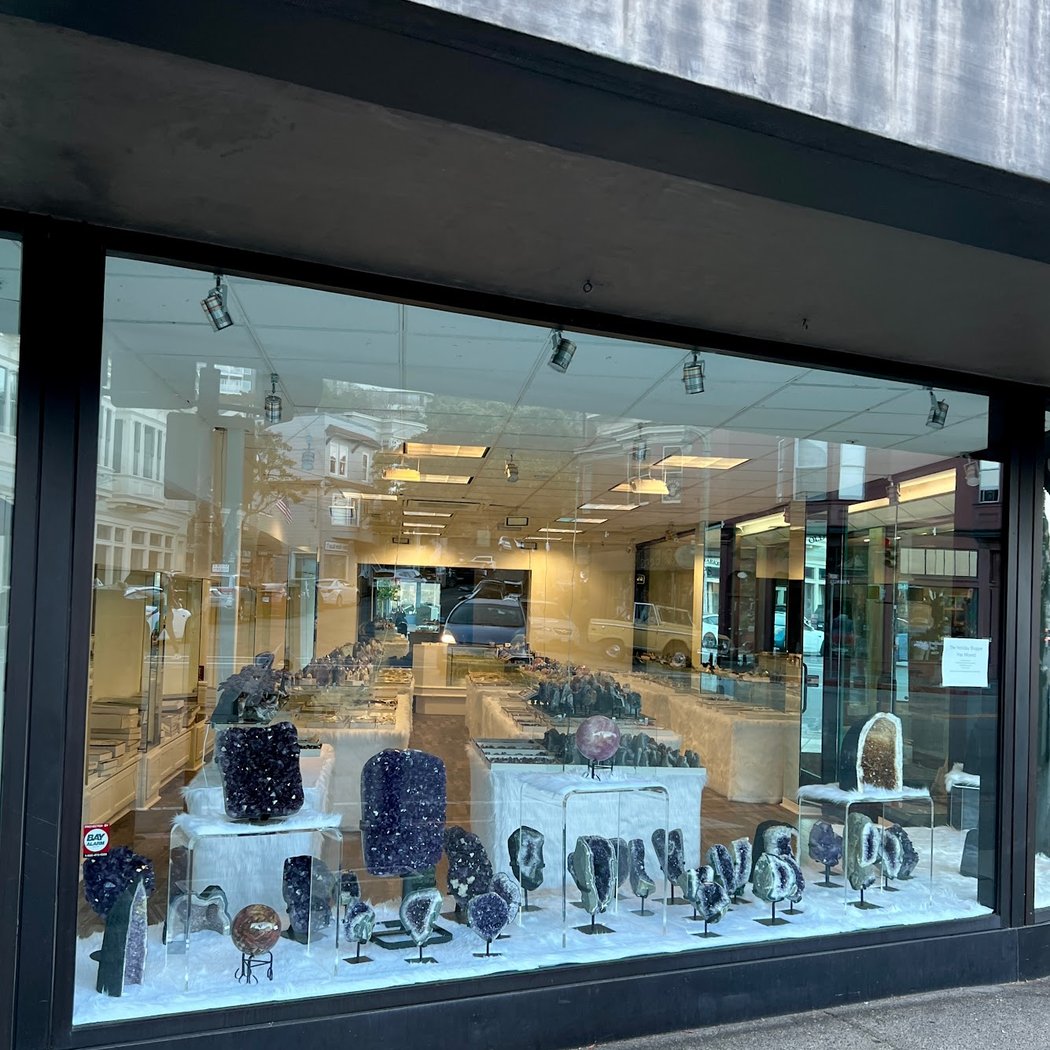 Kristal Cove Shop 2