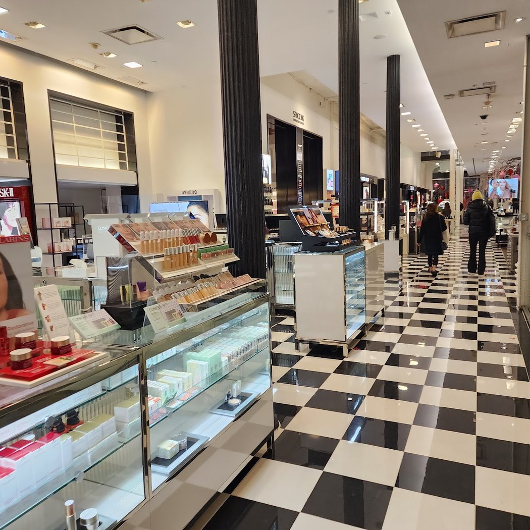 Bloomingdale's 2