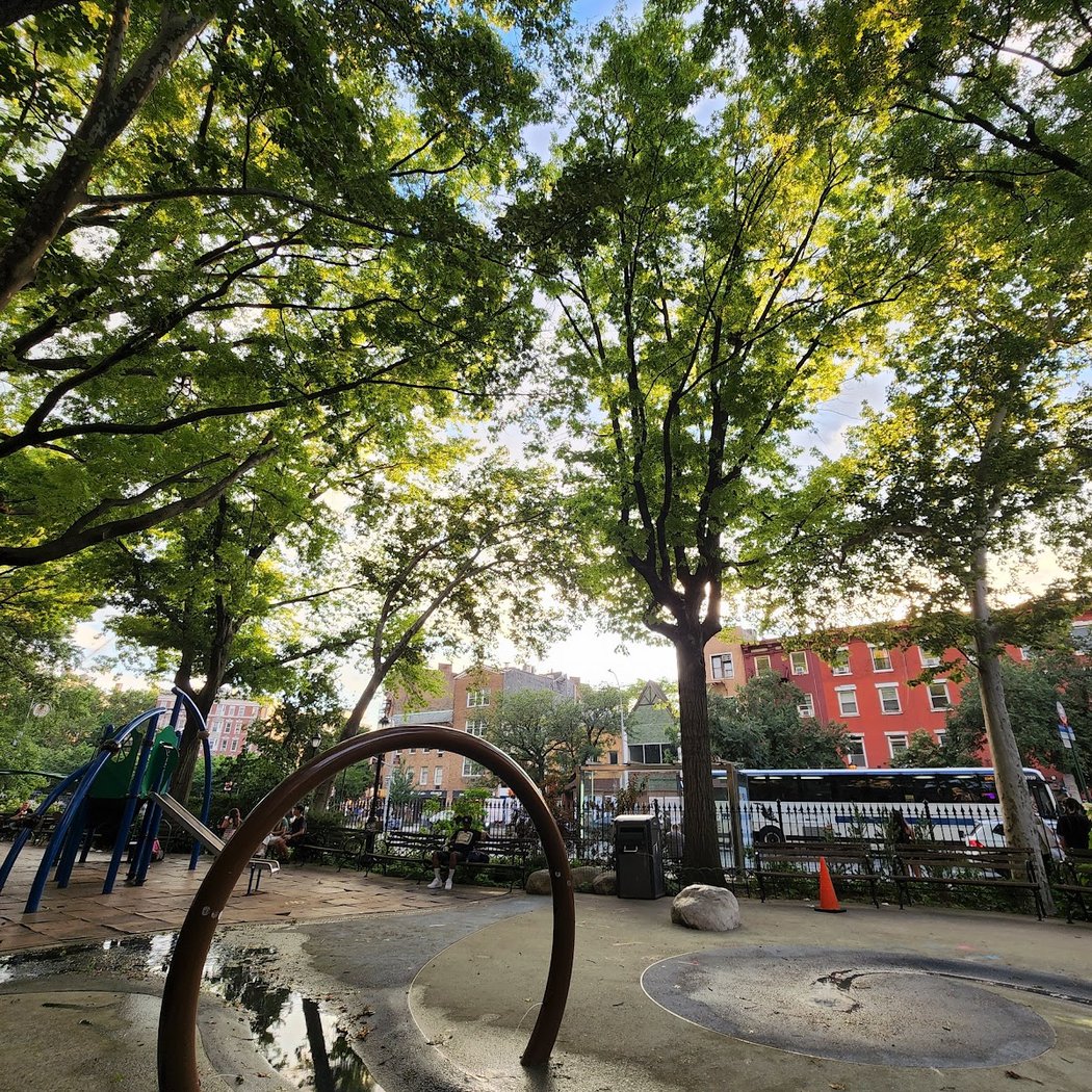 Minetta Playground 1