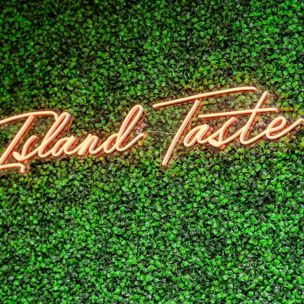 Island Taste Caribbean Grill 3