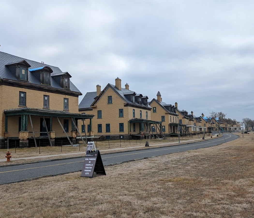 Fort Hancock 3