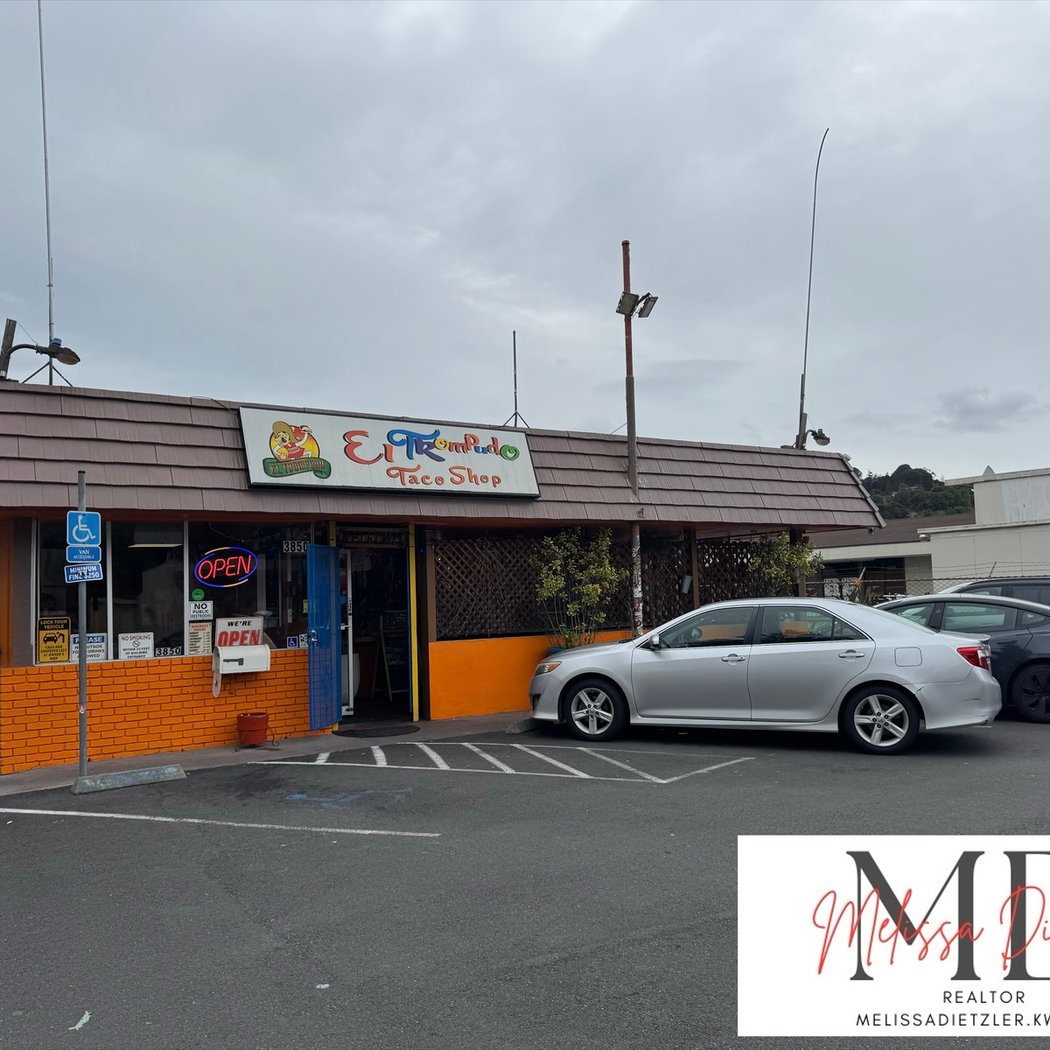 El Trompudo Taco Shop 2