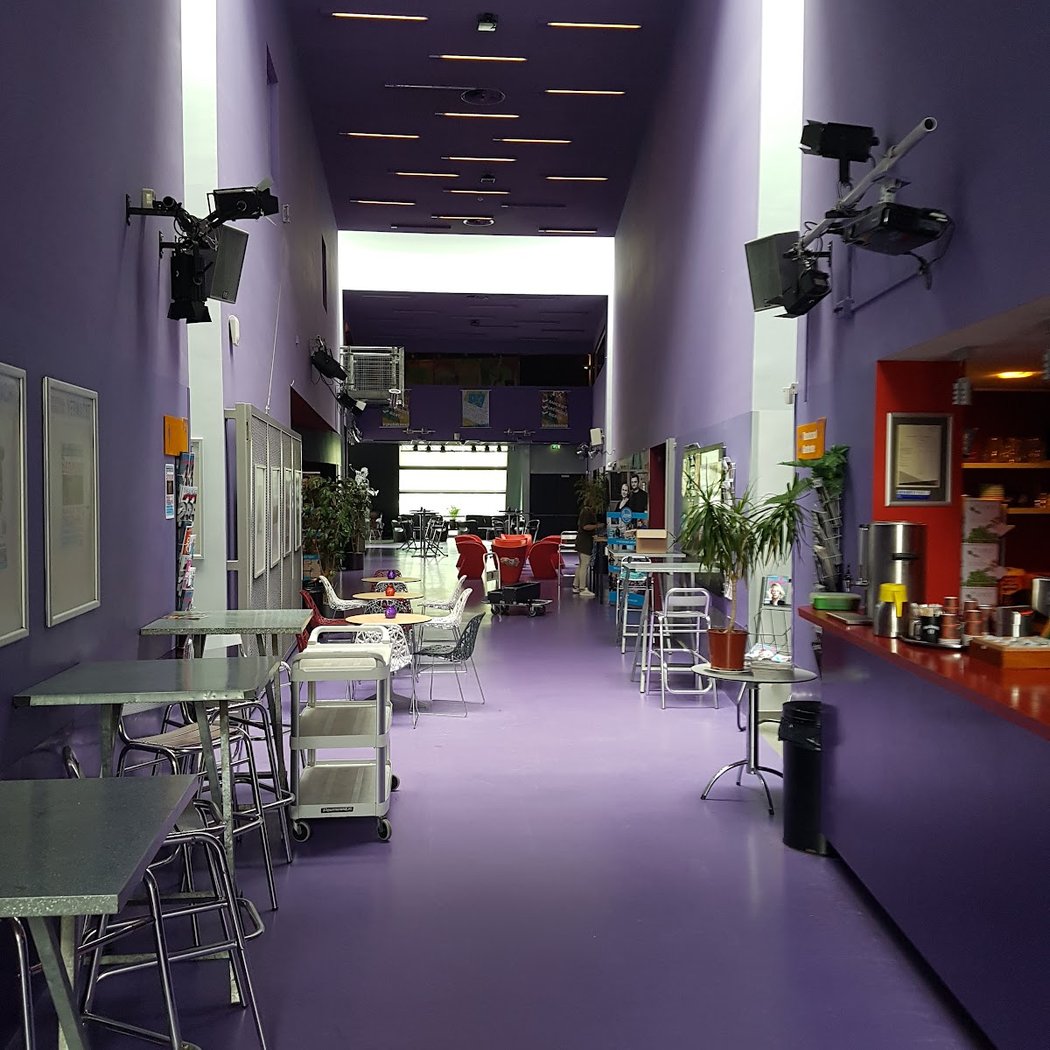 Voltage 3