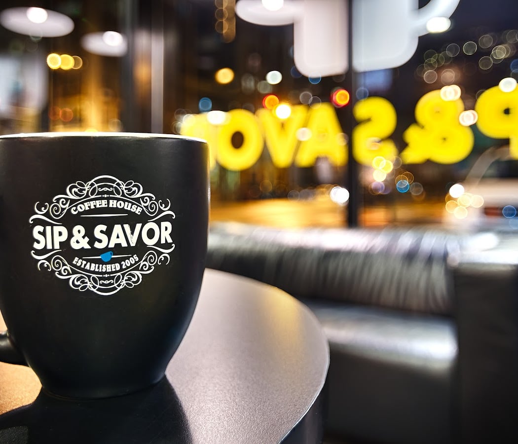 Sip & Savor | 53rd Street - Hyde Park 1