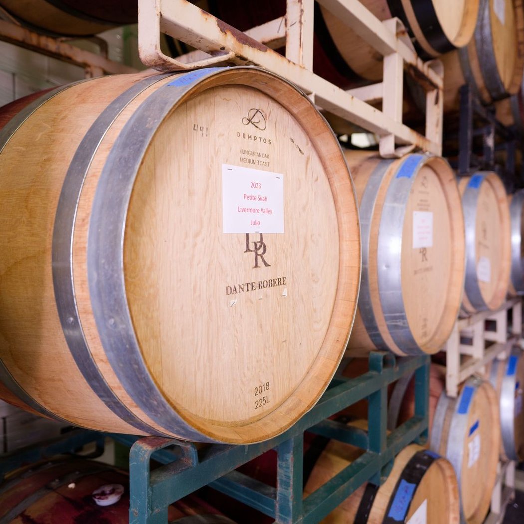 Barrel Tasting Live Music and Charcuterie Nachos 1