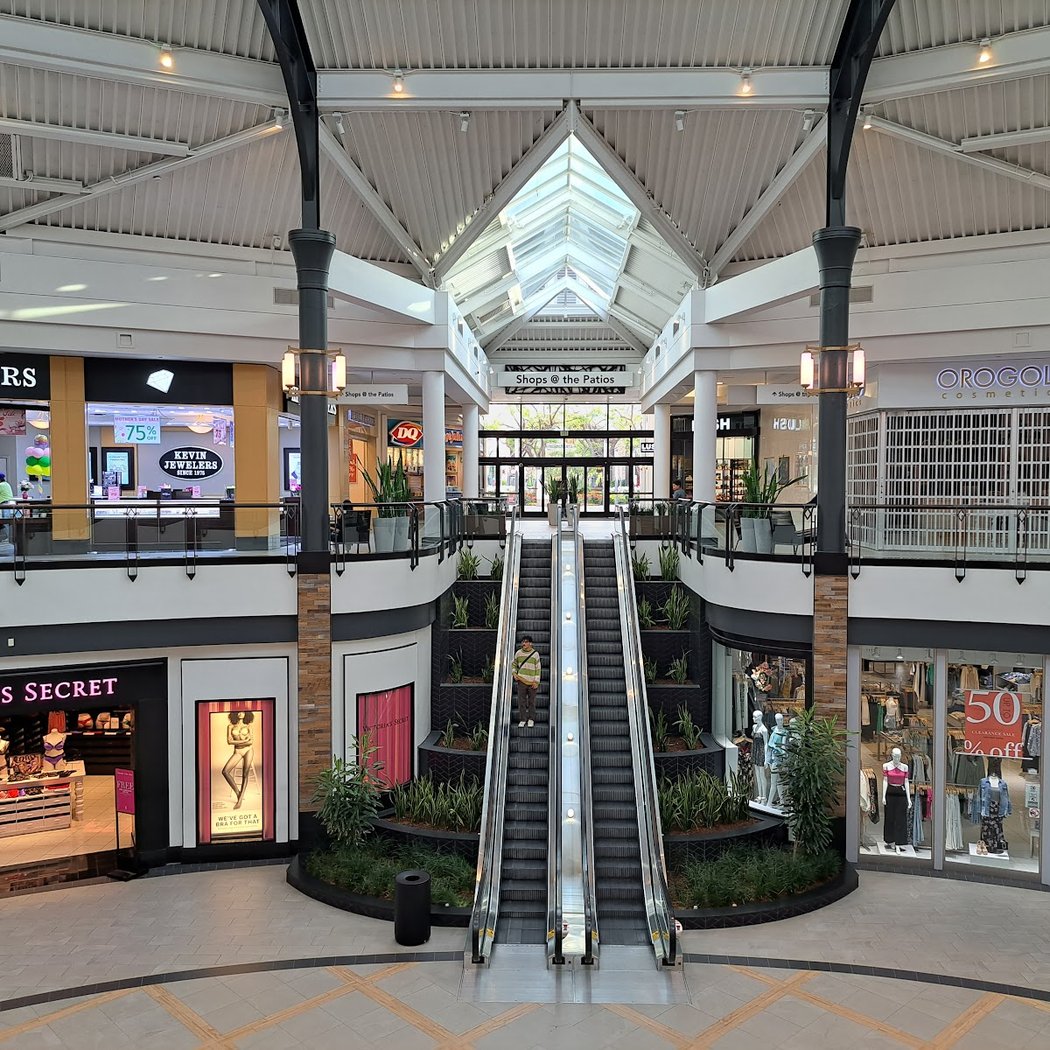 Valencia Town Center 3