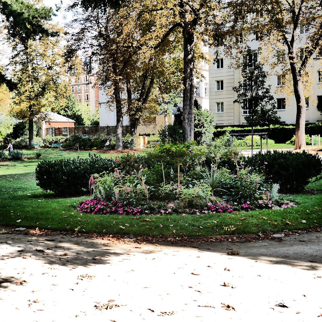 Square Violet 2