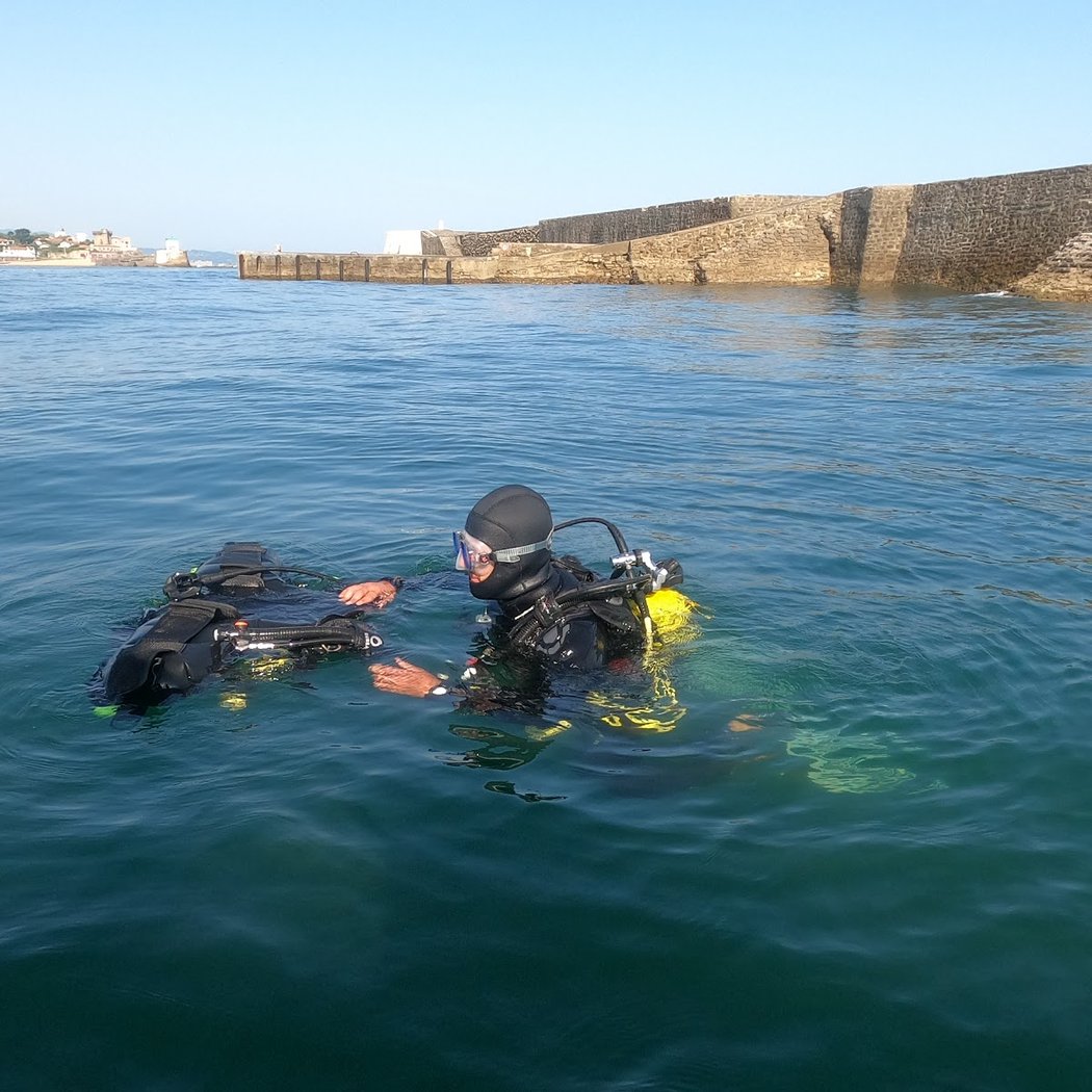 Odyssey Bleue Socoa Diving Center Au Pays Basque - Saint Jean De Luz 3