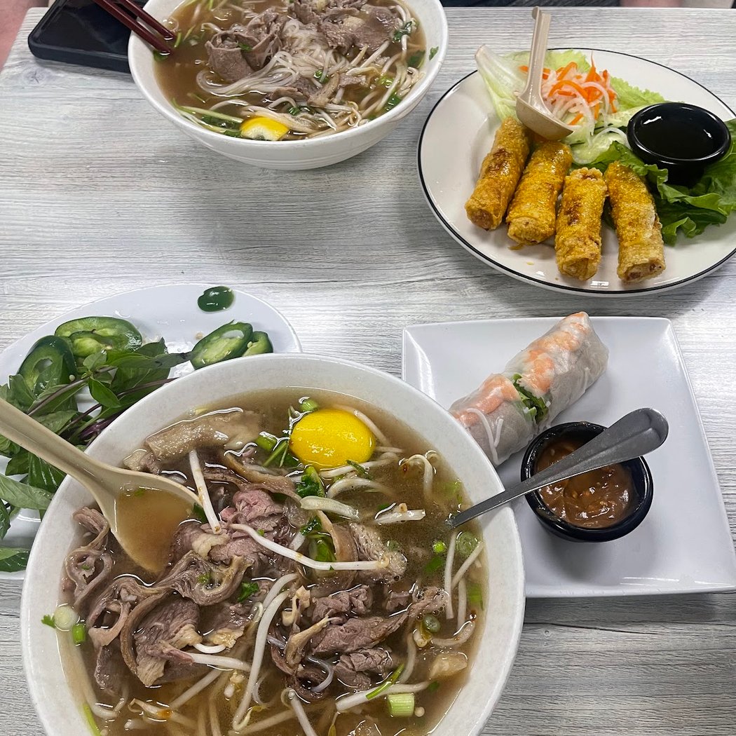 New Phở Saigon | Noodle & Grill Restaurant 3