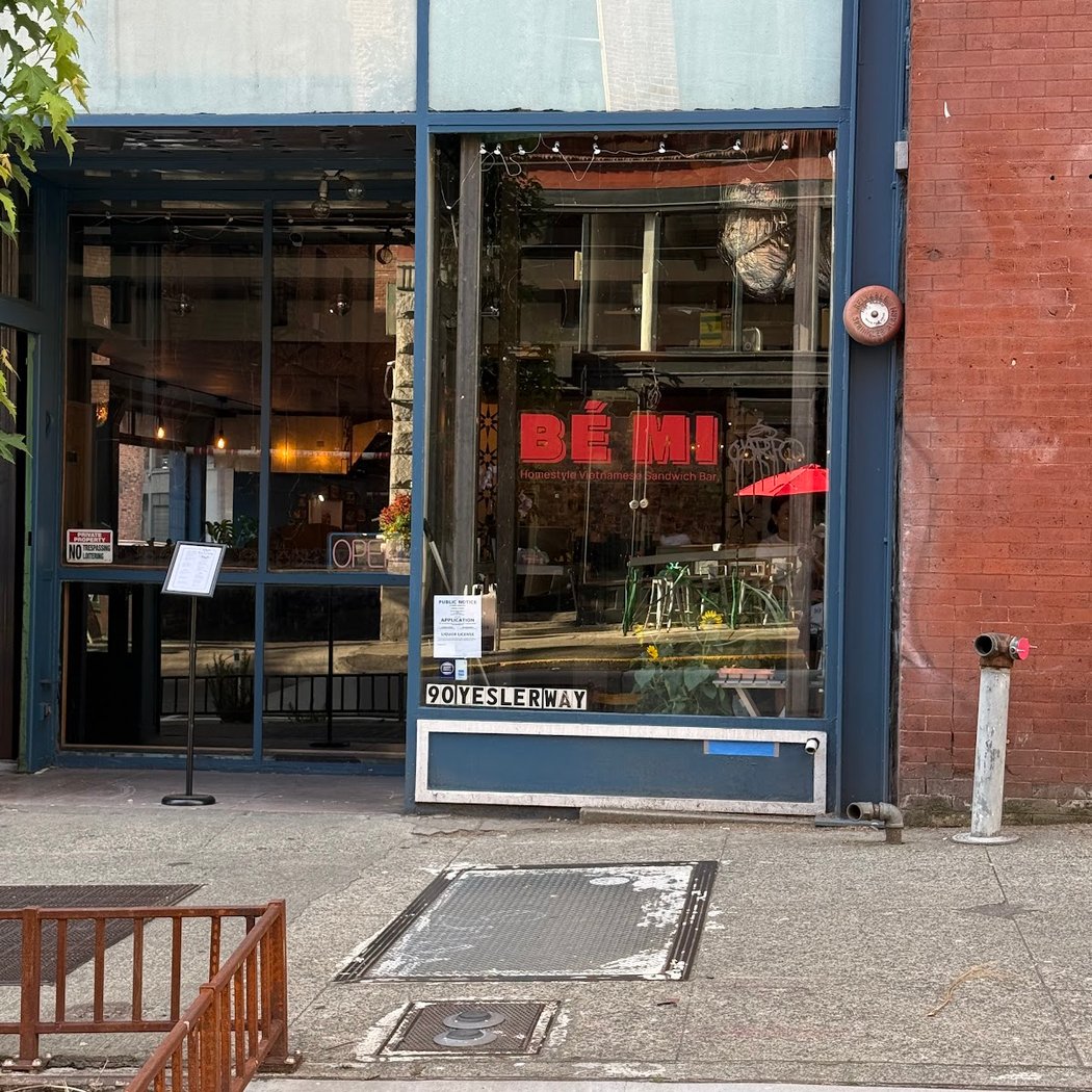 BÉ MI Vietnamese Sandwich Bar 2
