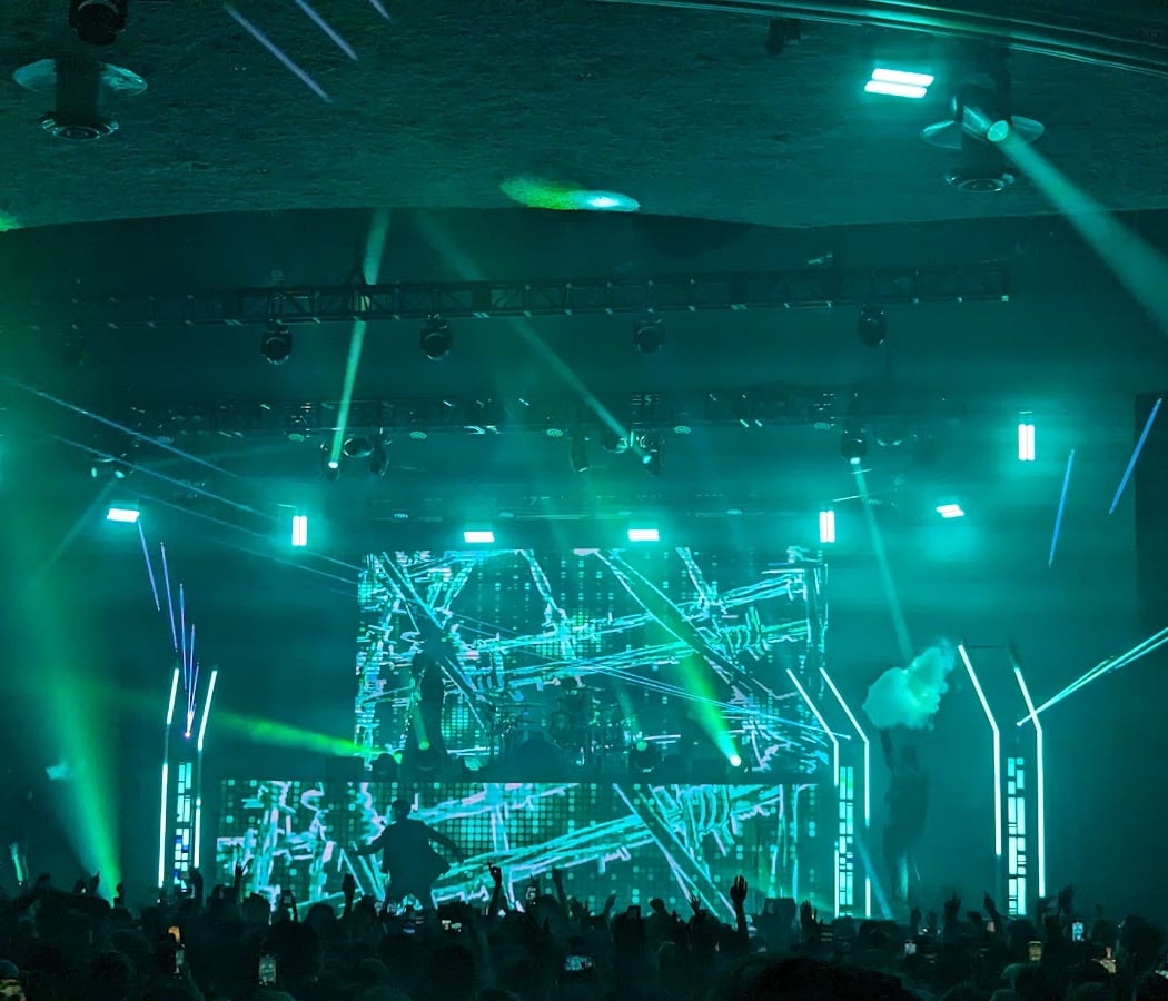 GRAVEDGR 3