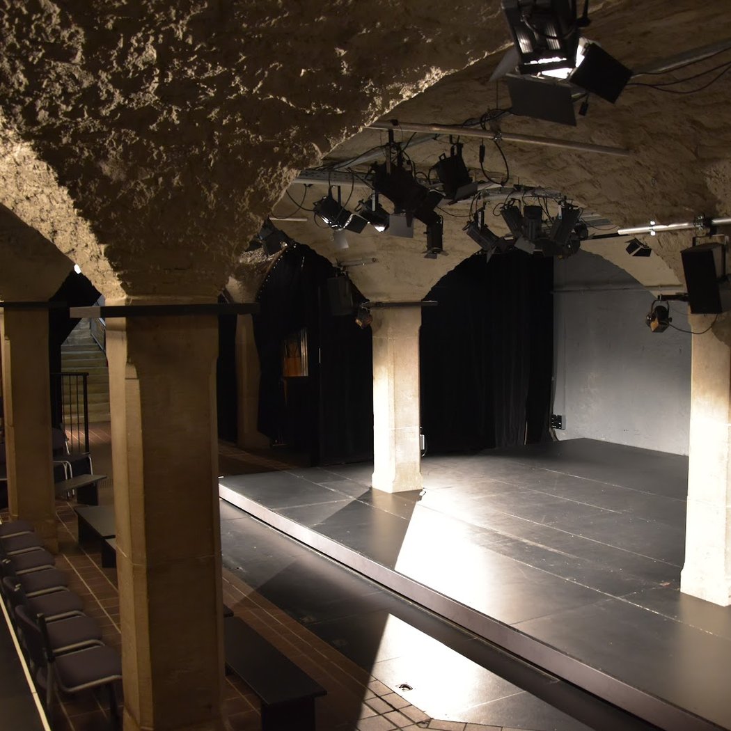 Theater Stadelhofen 1