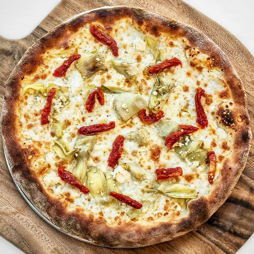 Amici's East Coast Pizzeria 3