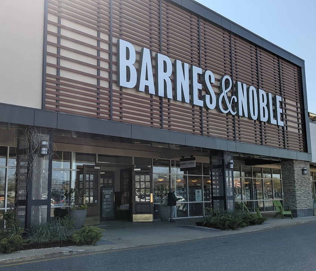 Barnes & Noble 2