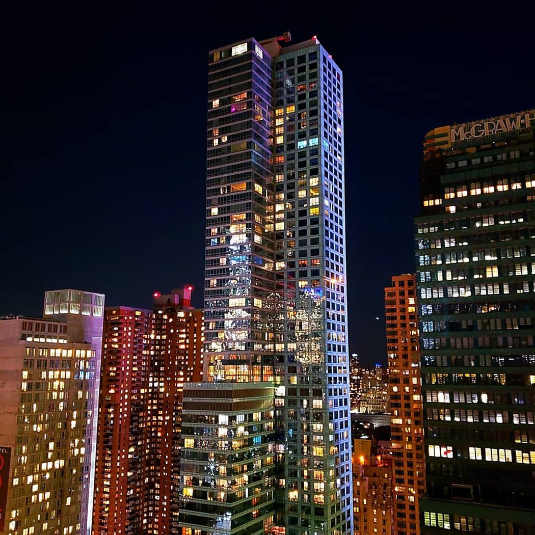 Sky Room 3