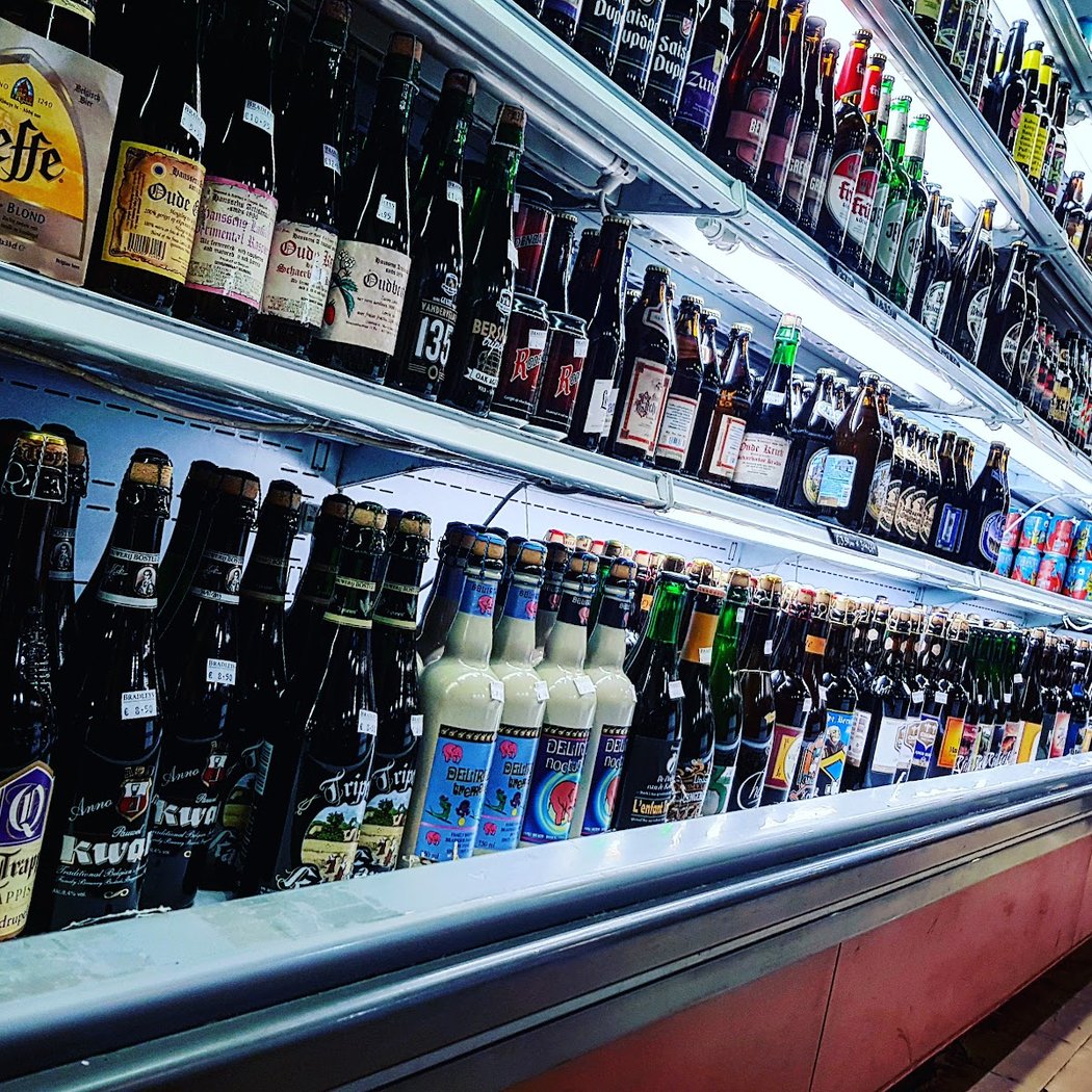Bradley's Specialist Off-Licence & Foodstore 1