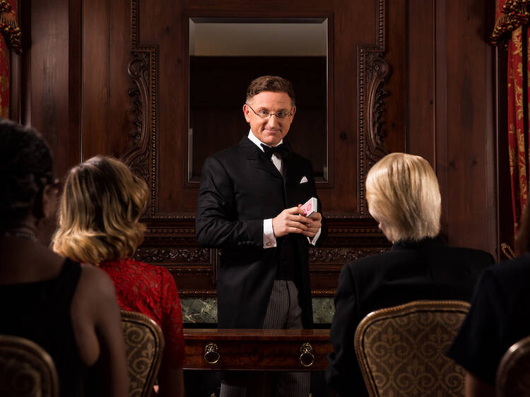 Millionaires’ Magician 1