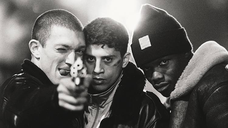 La Haine. Jusqu’ici rien n’a changé. 2