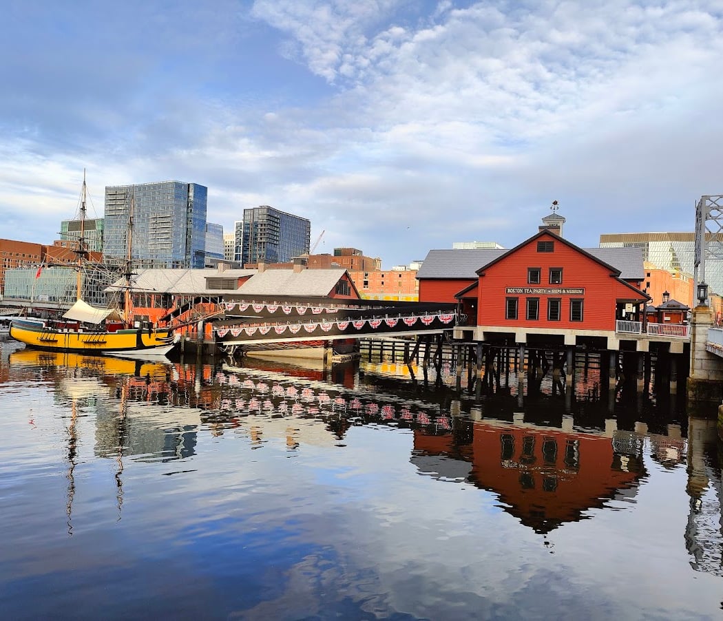 Summer Concerts at Atlantic Wharf 1