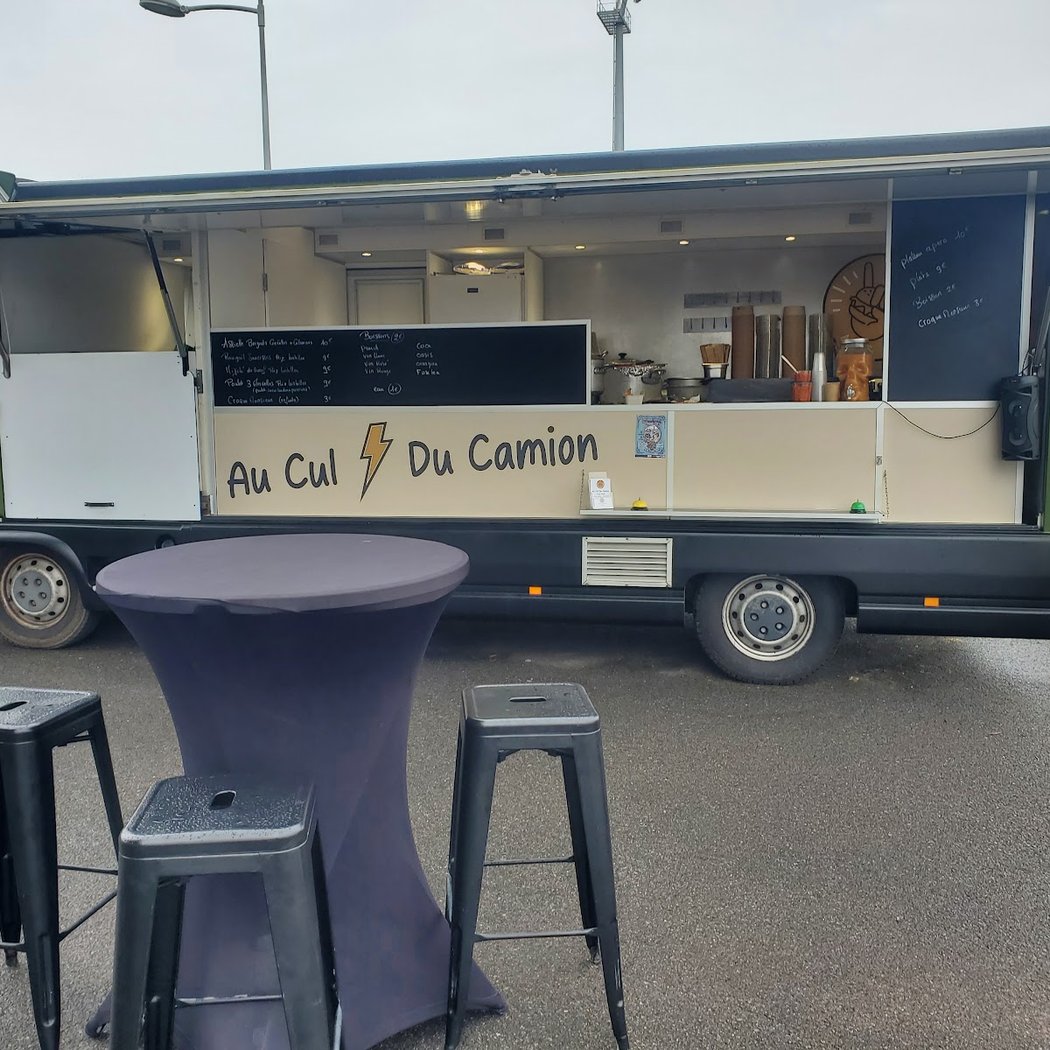 Au cul du camion 2