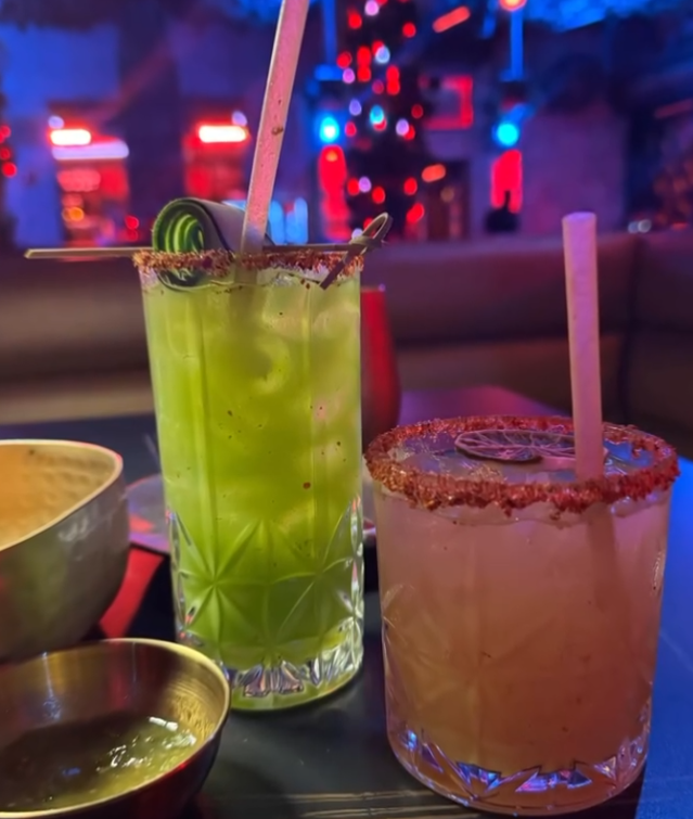 Ladies Night 4